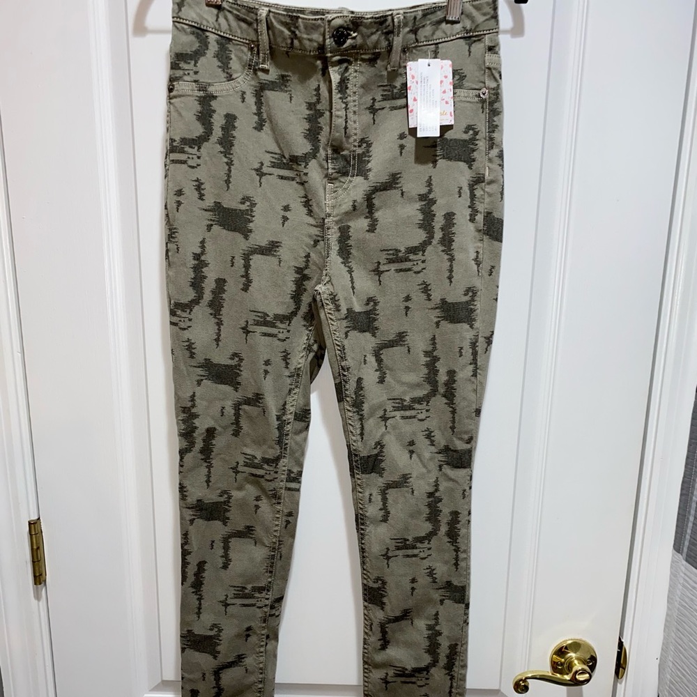 Free People Skinny Jeans